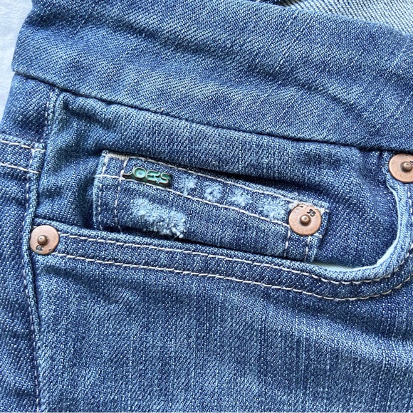 Joe’s Medium Wash Straight Leg Cropped Jeans - Picture 6 of 8